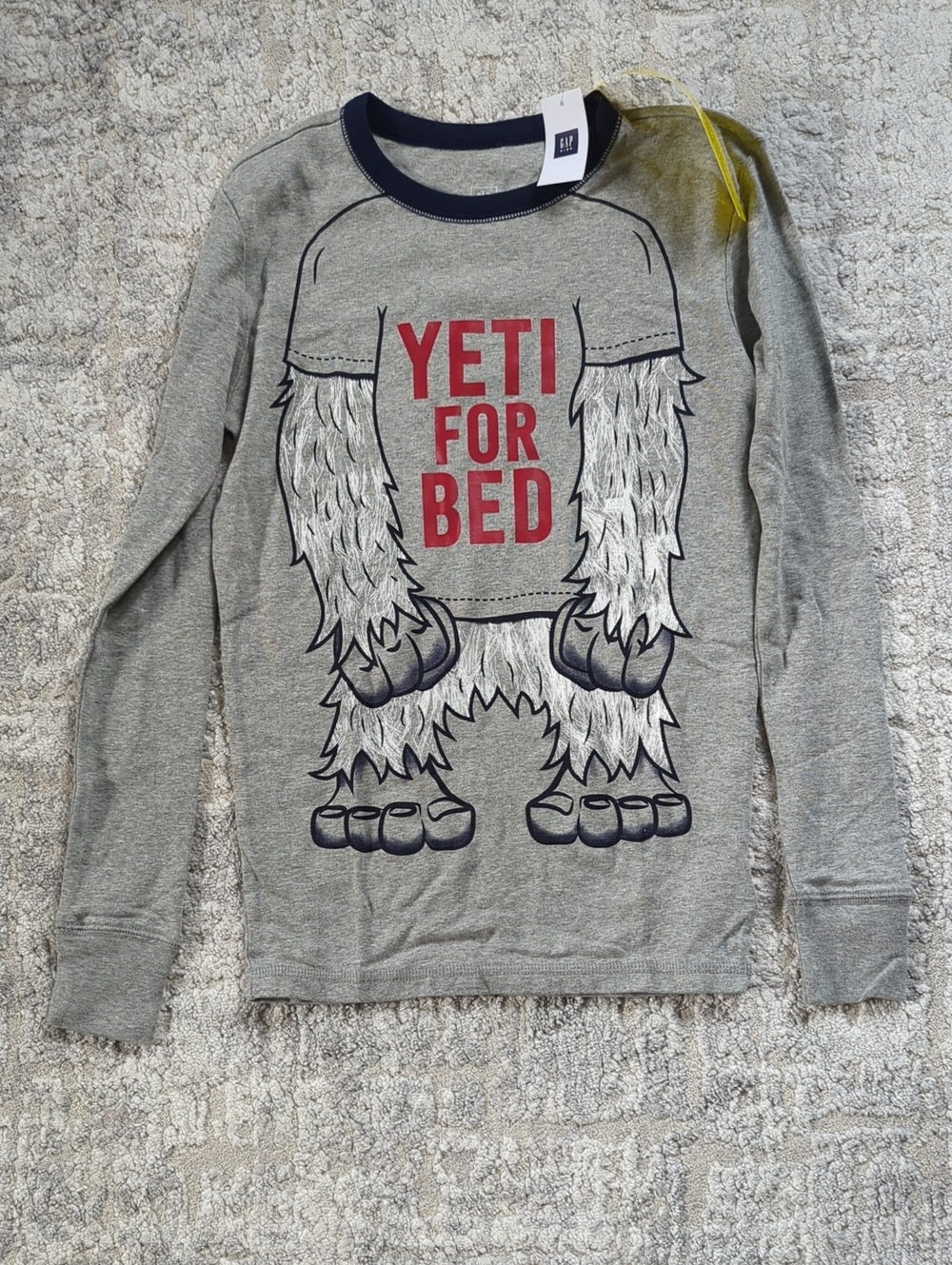 NWT GAP Gray Long-Sleeve 'Yeti For Bed' Tee Size 14